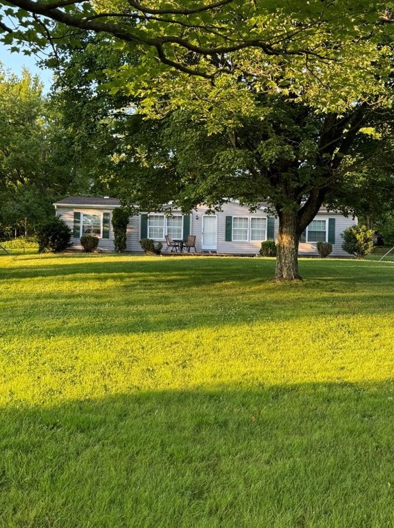 246 Maple Leaf Dr, Armagh, PA 15920