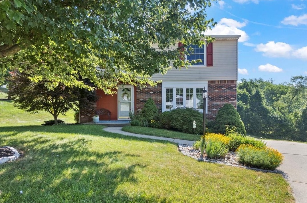 9 Ash Dr South, Washington, PA 15301