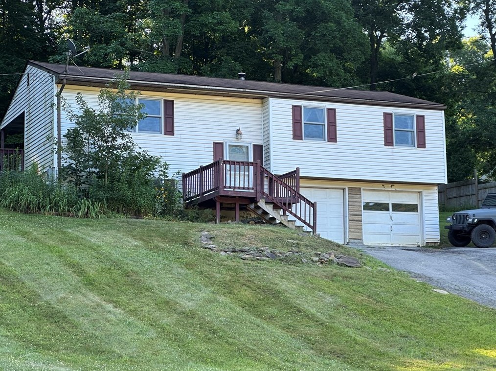 901 Prospect, Evans City, PA 16033