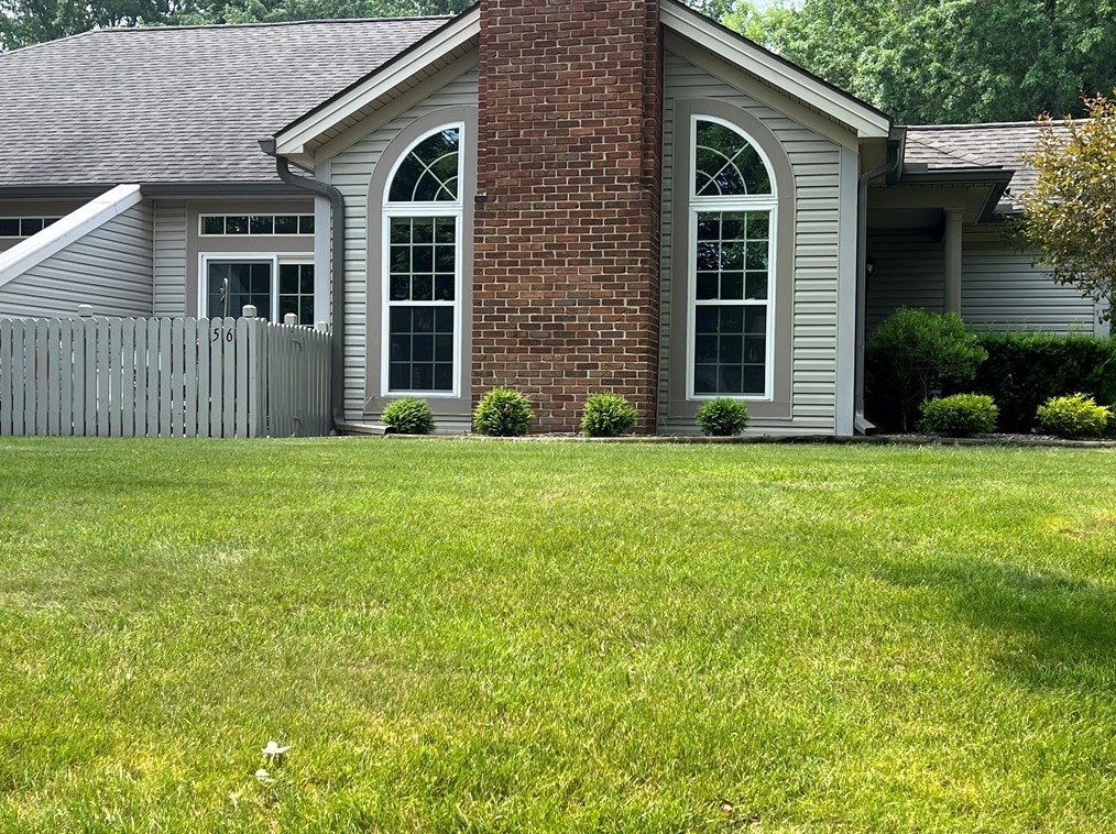 56 Stone Ridge Blvd, Hermitage, PA 16148