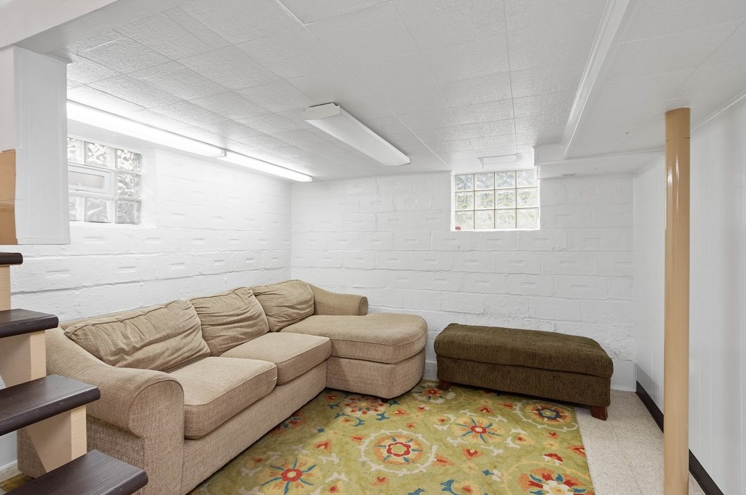 3500 Mcclure Ave, Pittsburgh PA  15212-2148 exterior