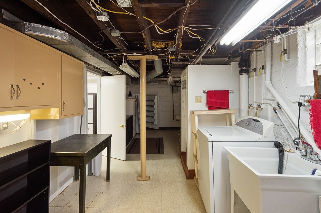 3500 Mcclure Ave, Pittsburgh PA  15212-2148 exterior