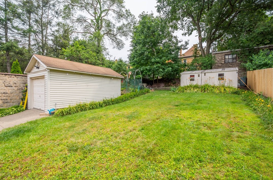 3500 Mcclure Ave, Pittsburgh PA  15212-2148 exterior