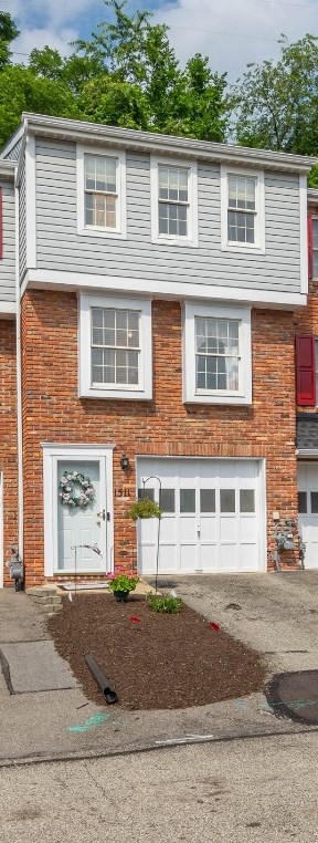 1511 Timberidge Dr, Bethel Park, PA 15102-4041