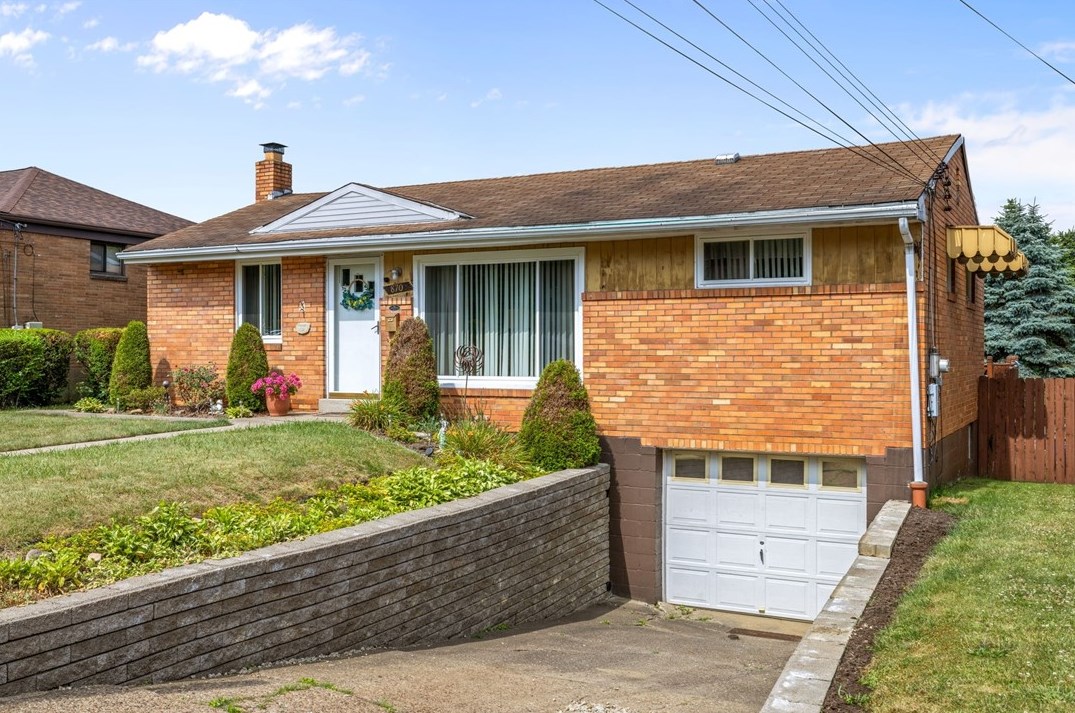 870 Tropical Ave, Pittsburgh, PA 15216