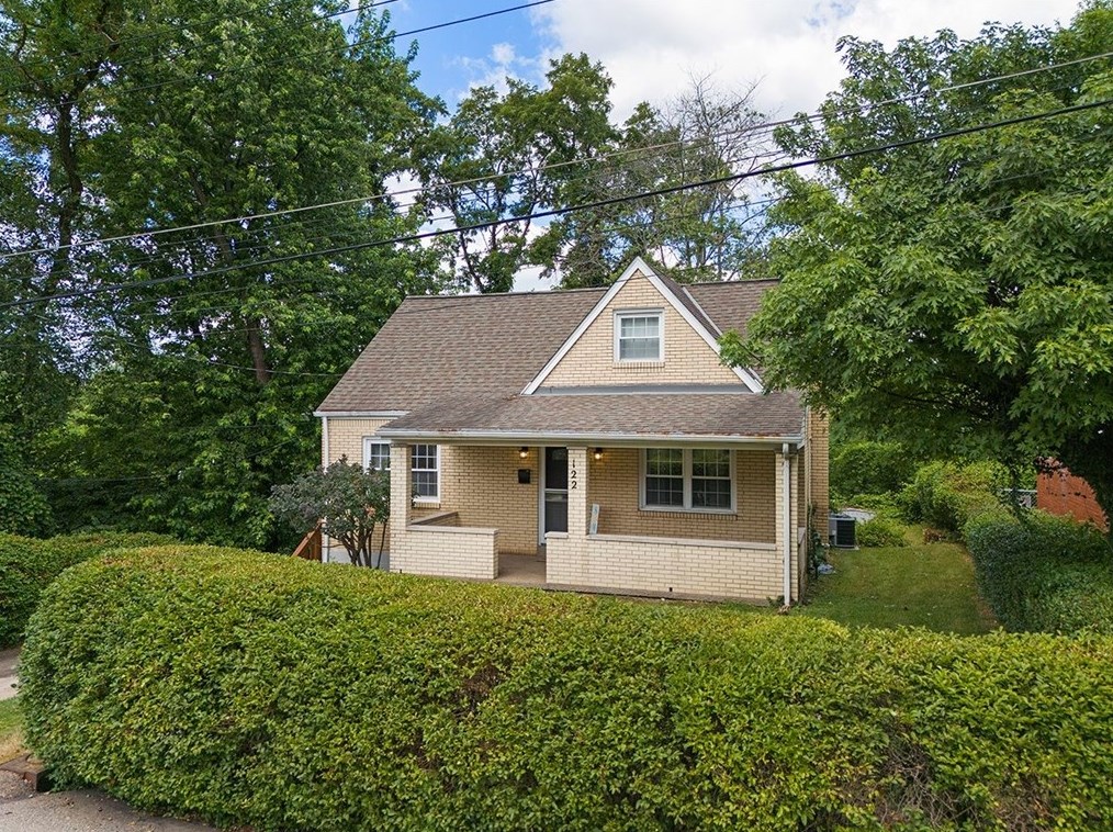 122 Lincoln Ave, North Versailles, PA 15137-1855
