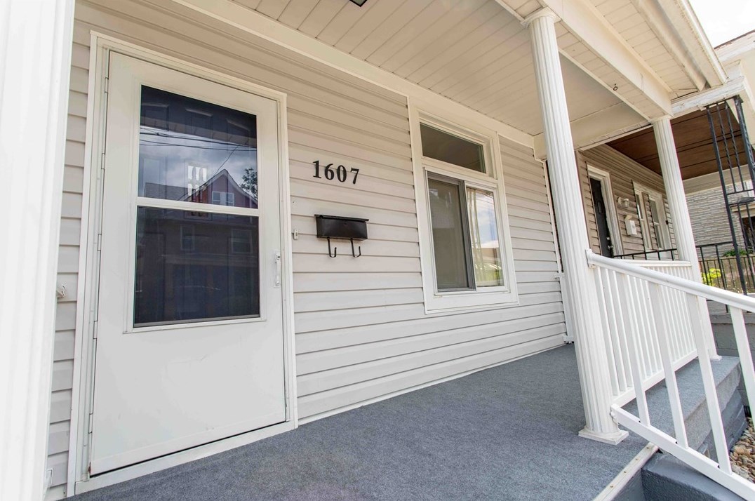 1607 Martha St, Whitaker, PA 15120