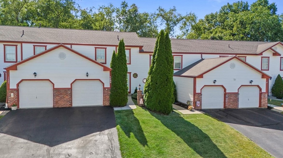1489 Yorktown Dr, Lawrence, PA 15055