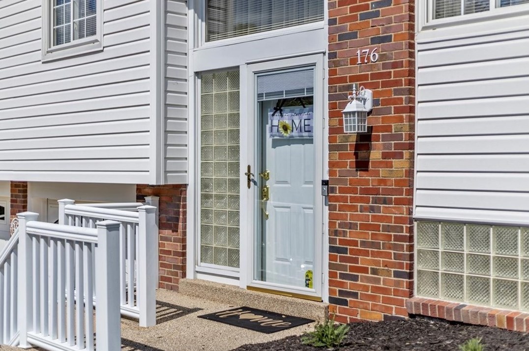 176 Richard Dr, Glenshaw, PA 15116