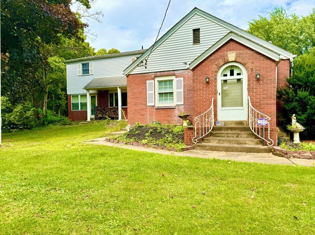 616 Sandy Hill, North Huntingdon, PA 15642