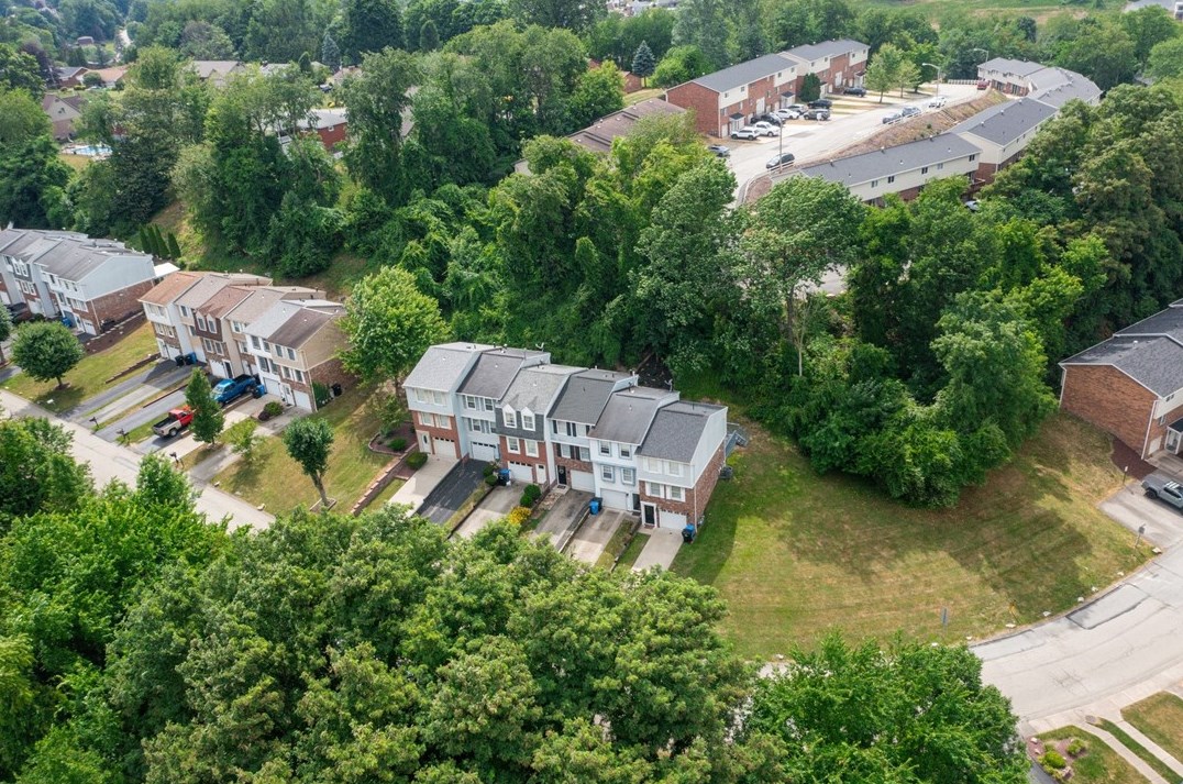 286 Huntingdon Ave, North Huntingdon, PA 15642