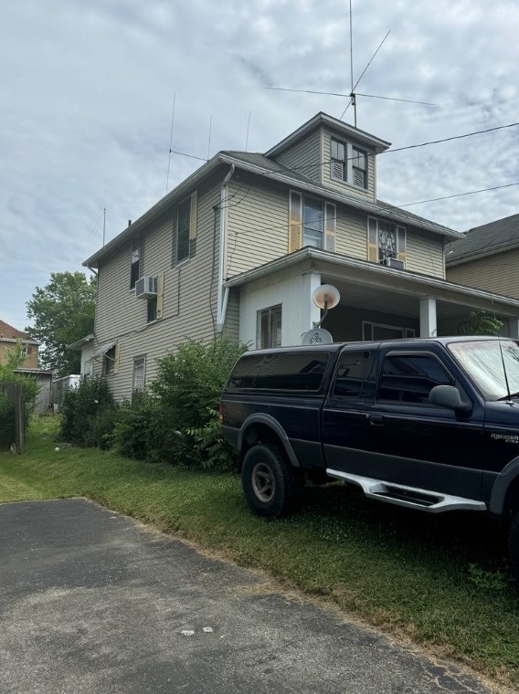 413 Lafferty St, Jeannette, PA 15644