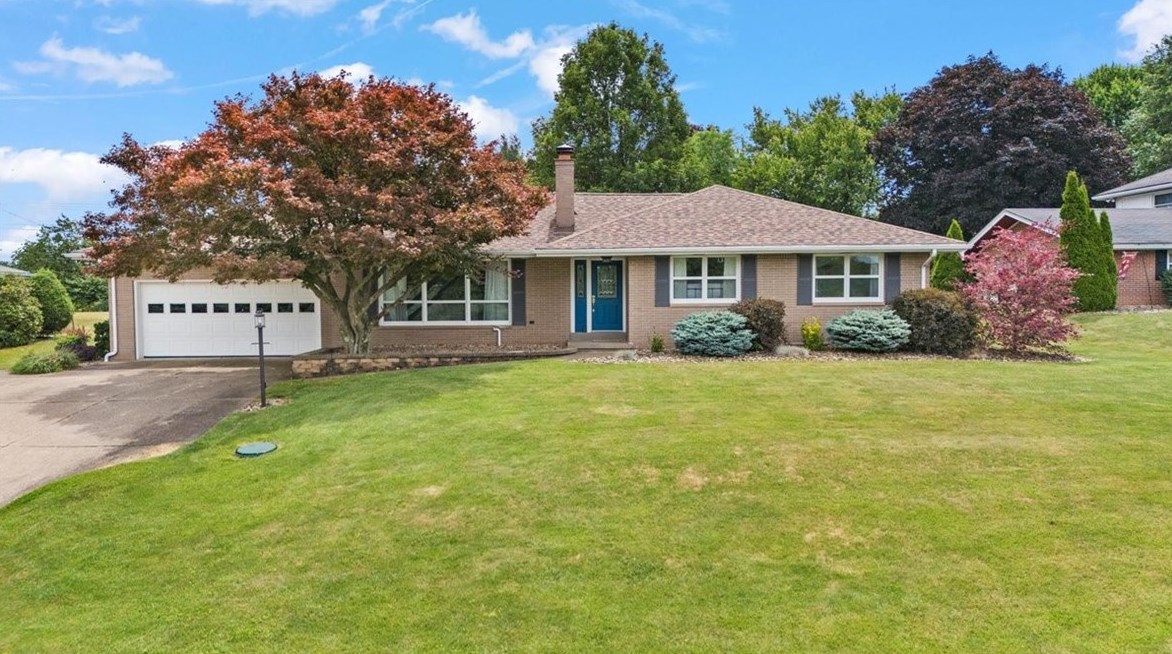 2198 Mercer Rd, New Brighton, PA 15066