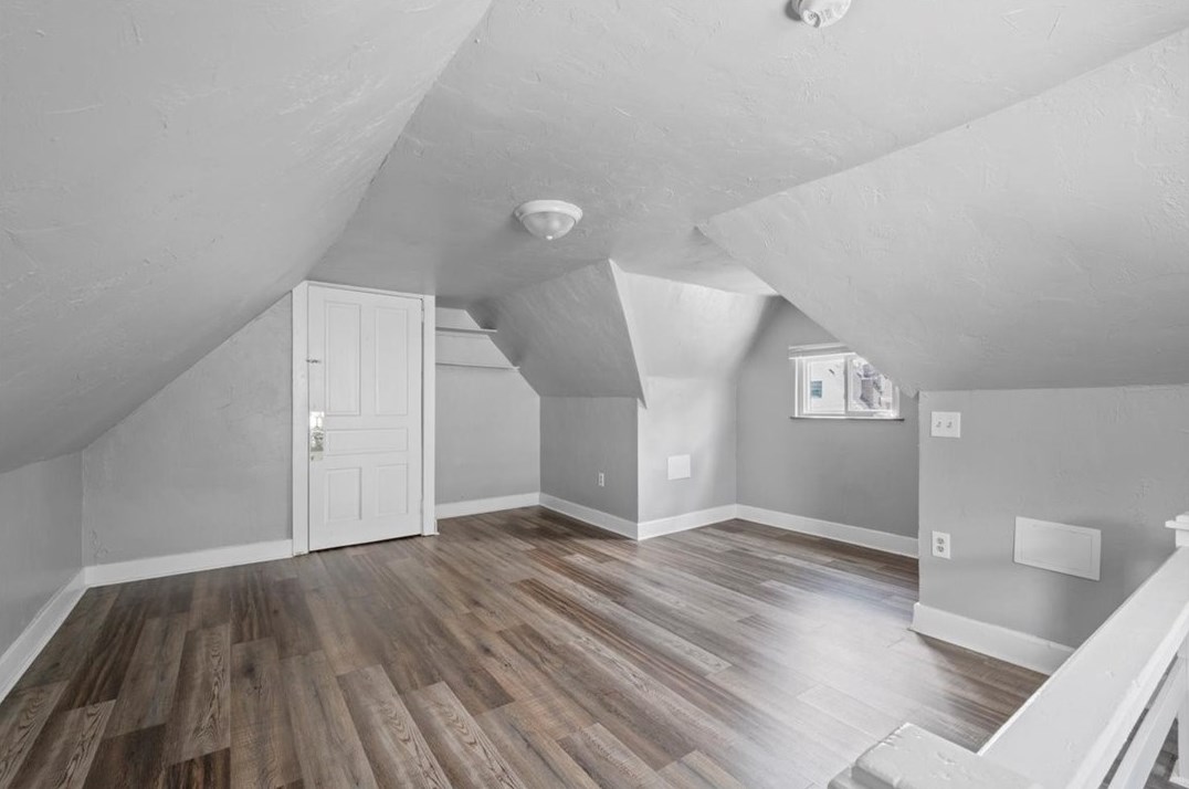 721 Boggs Ave, Pittsburgh PA  15211-2335 exterior