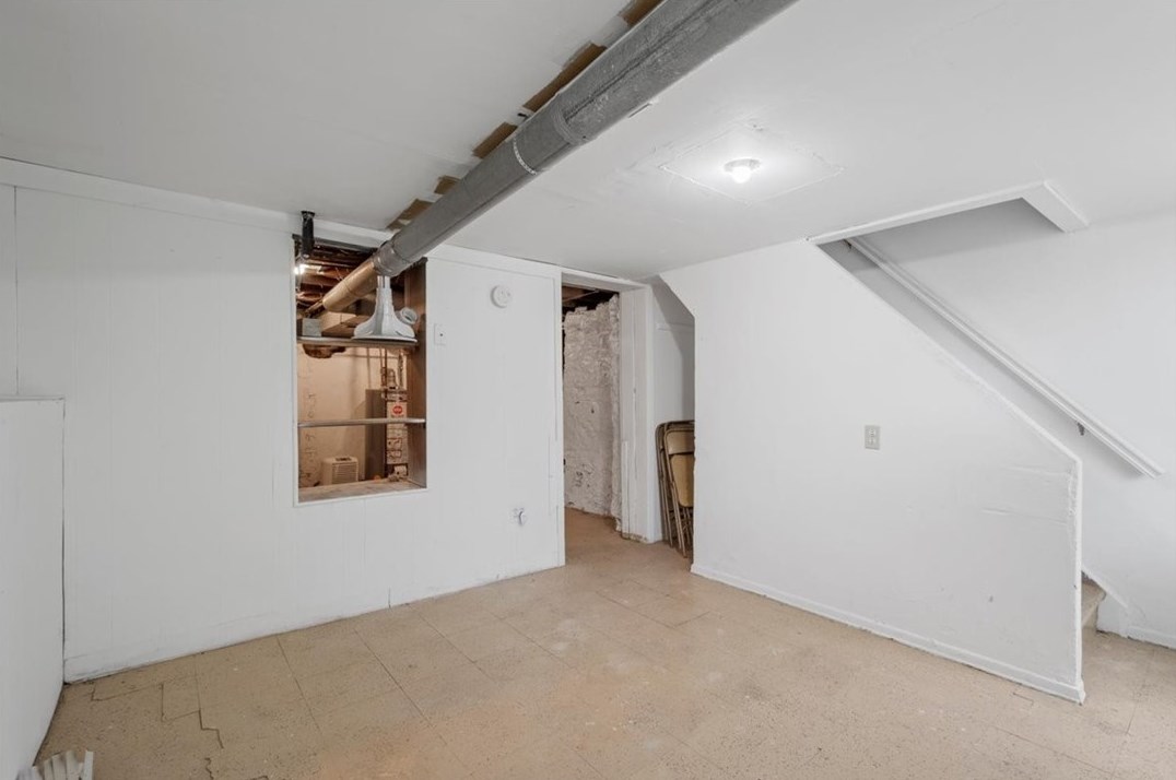 721 Boggs Ave, Pittsburgh PA  15211-2335 exterior