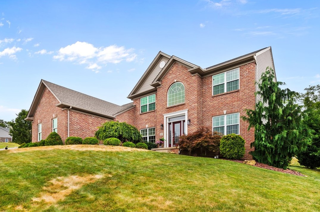219 Rolling Hill Farm Dr, West Newton, PA 15089