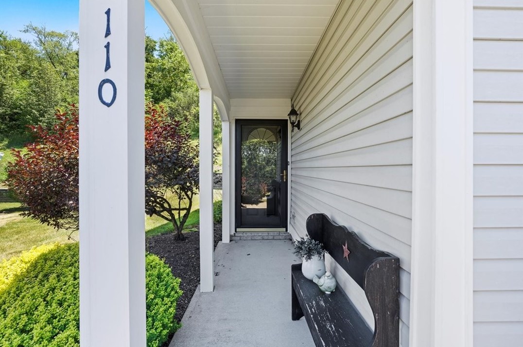 110 Sedeca Dr North, Canonsburg, PA 15317
