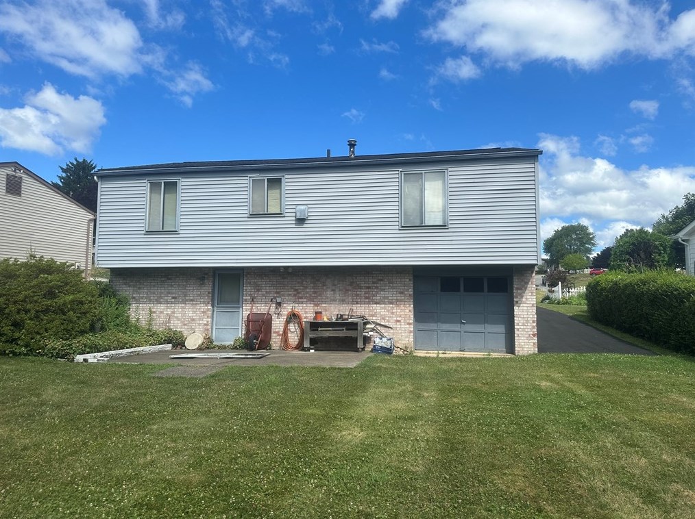849 Westchester Dr, North Huntingdon, PA 15642