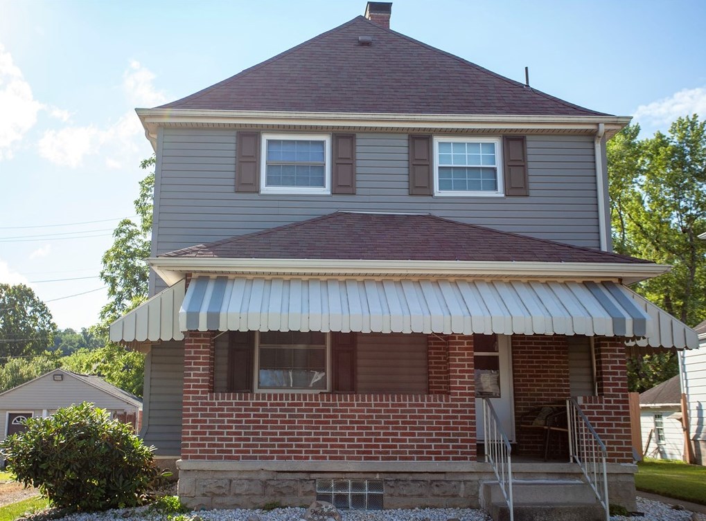 706 Jefferson Ave, Jeannette, PA 15644