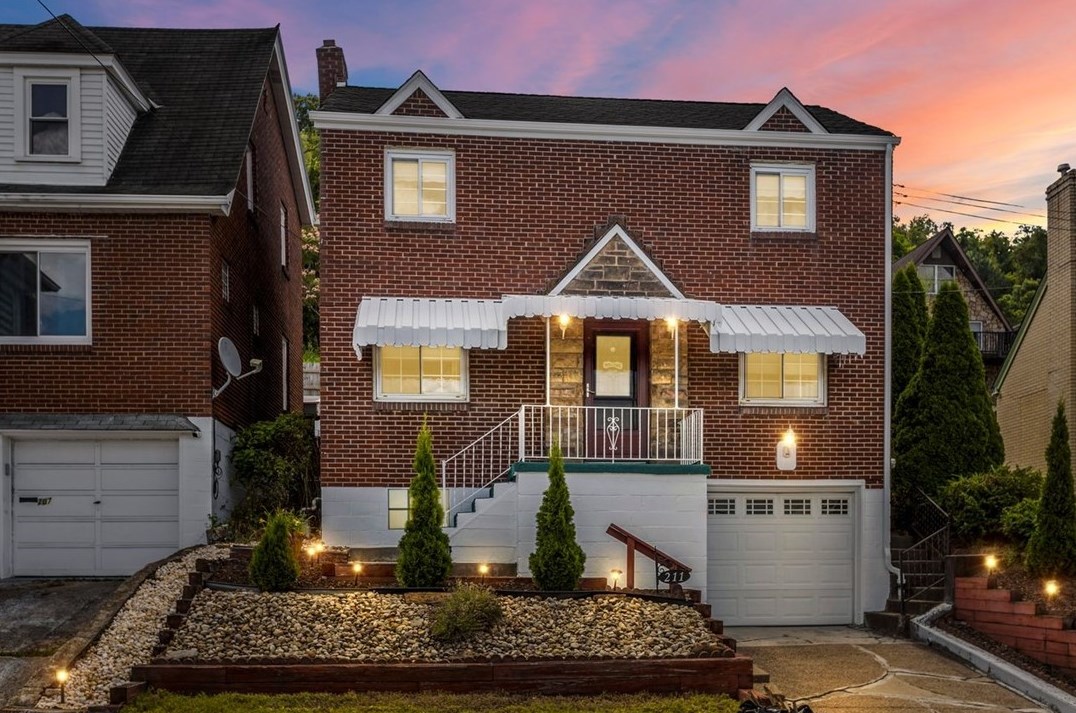 211 Erie Ave, Glassport, PA 15045