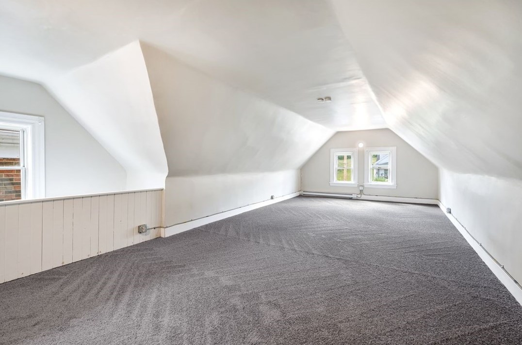 223 Linnview Ave, Pittsburgh PA  15210-3719 exterior