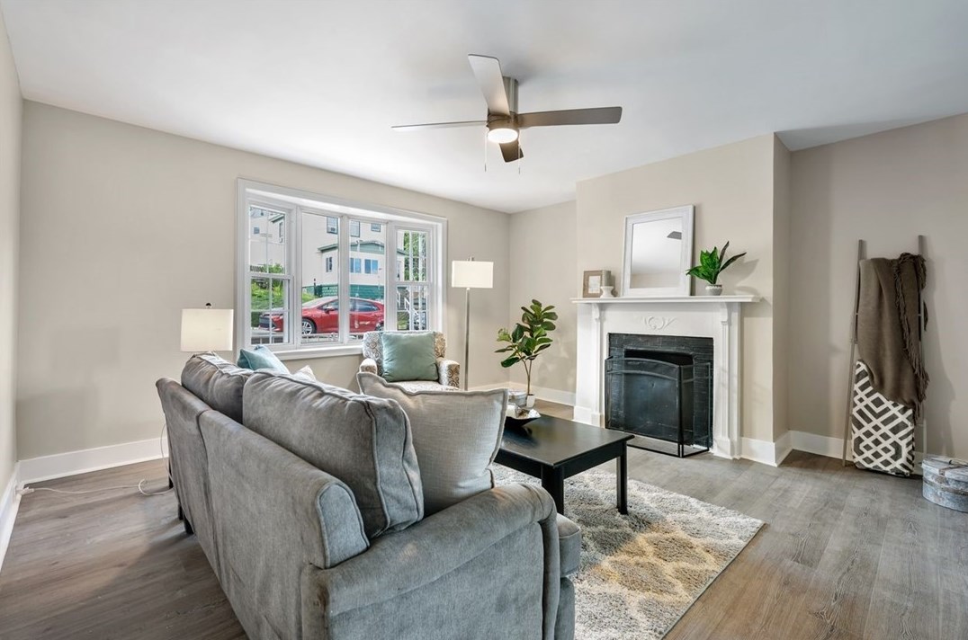 223 Linnview Ave, Pittsburgh PA  15210-3719 exterior