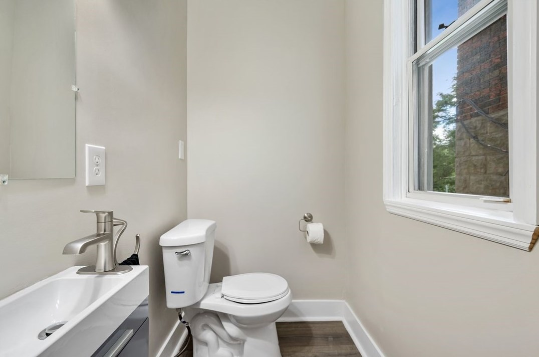 223 Linnview Ave, Pittsburgh PA  15210-3719 exterior