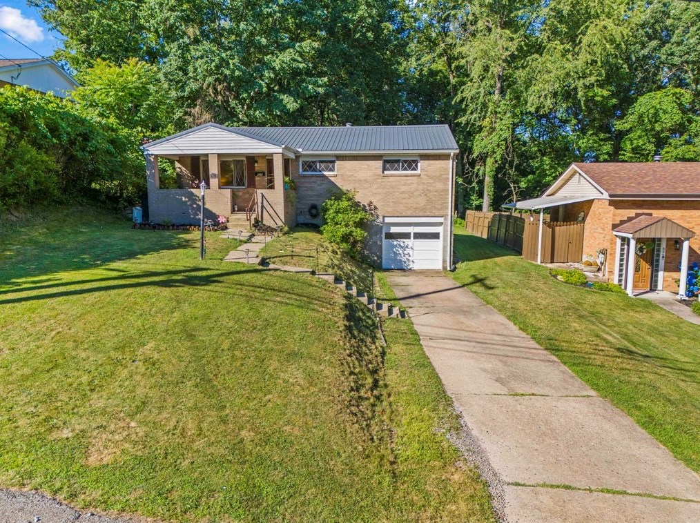 624 Illini Dr, Monroeville, PA 15146