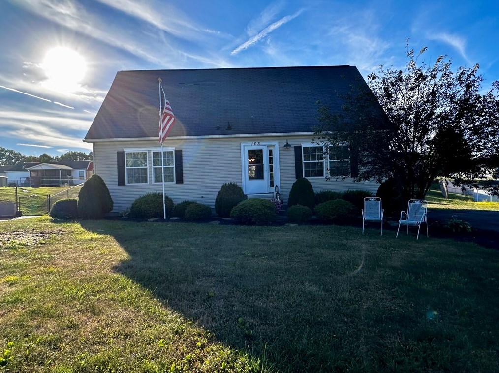 103 Braddock Rd, Smithfield, PA 15478