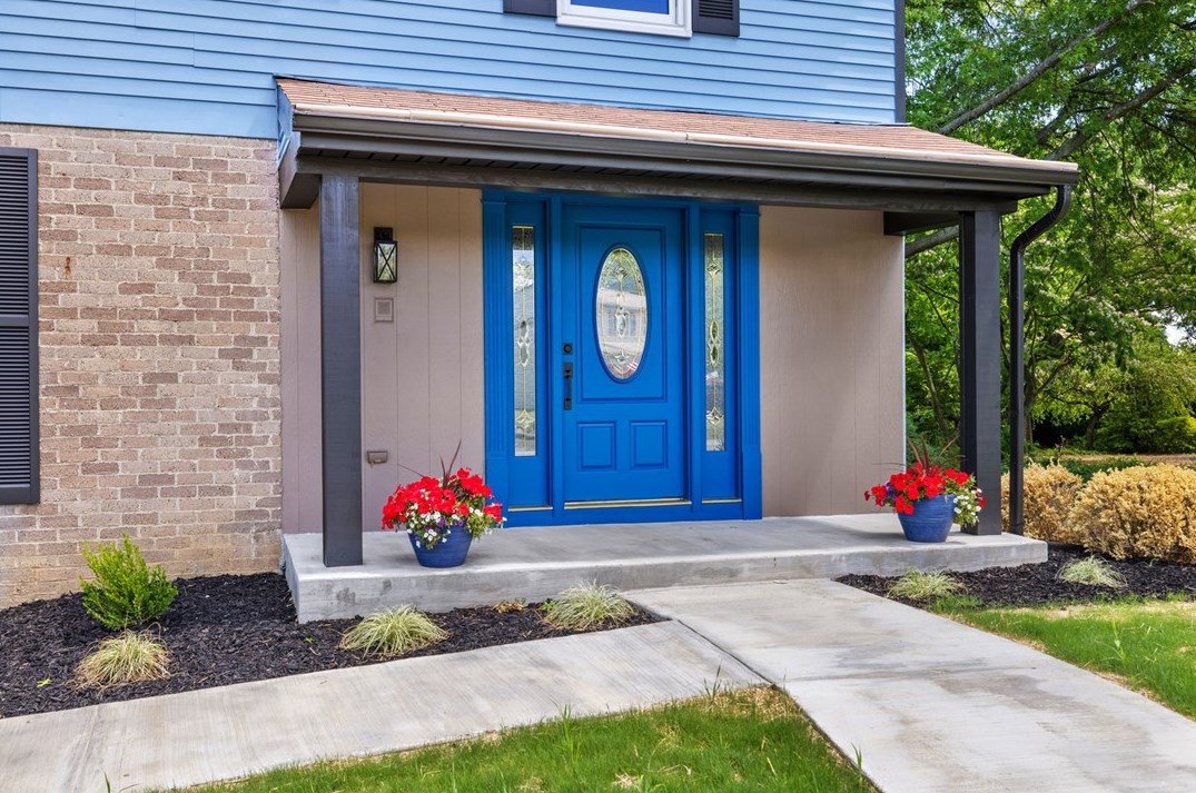10238 Lavonne Dr, North Huntingdon, PA 15642