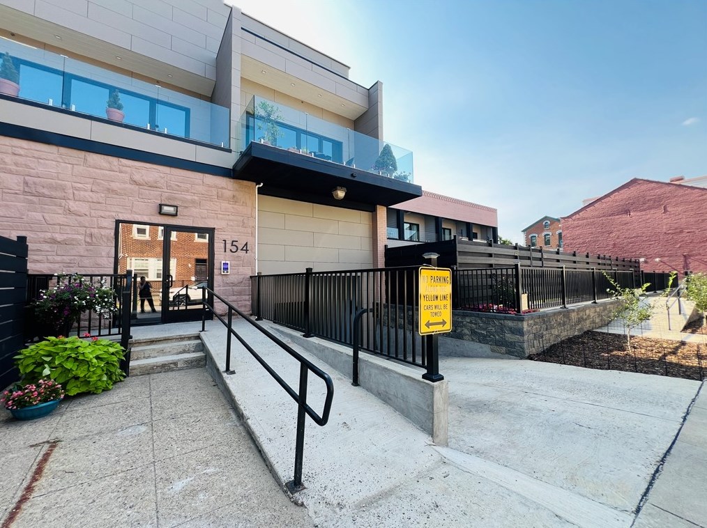 150 15th St, Pittsburgh, PA 15203-1538