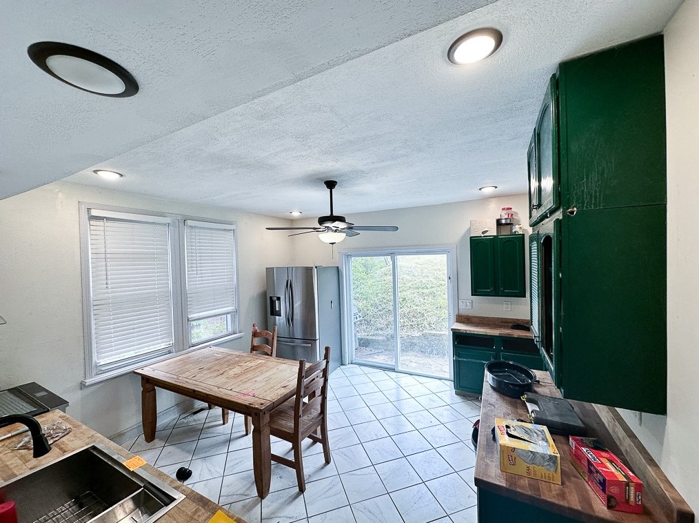 4444 Valley View St, Pittsburgh, PA 15214