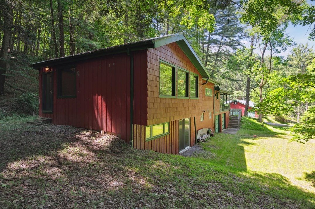 661 Rochester Rd, Pittsburgh, PA 15237