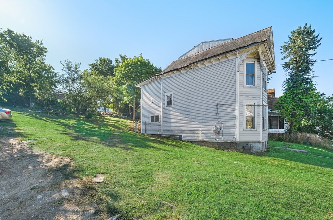 280 Locust Ave, Washington PA 15301-9732 exterior