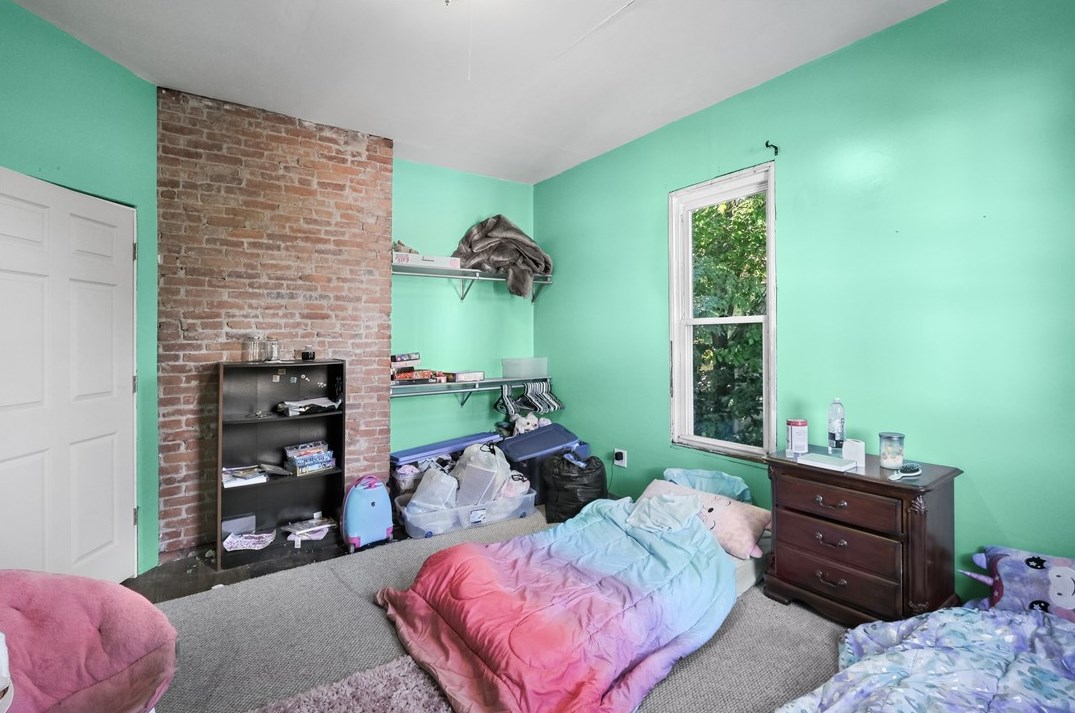 280 Locust Ave, Washington PA 15301-9732 exterior