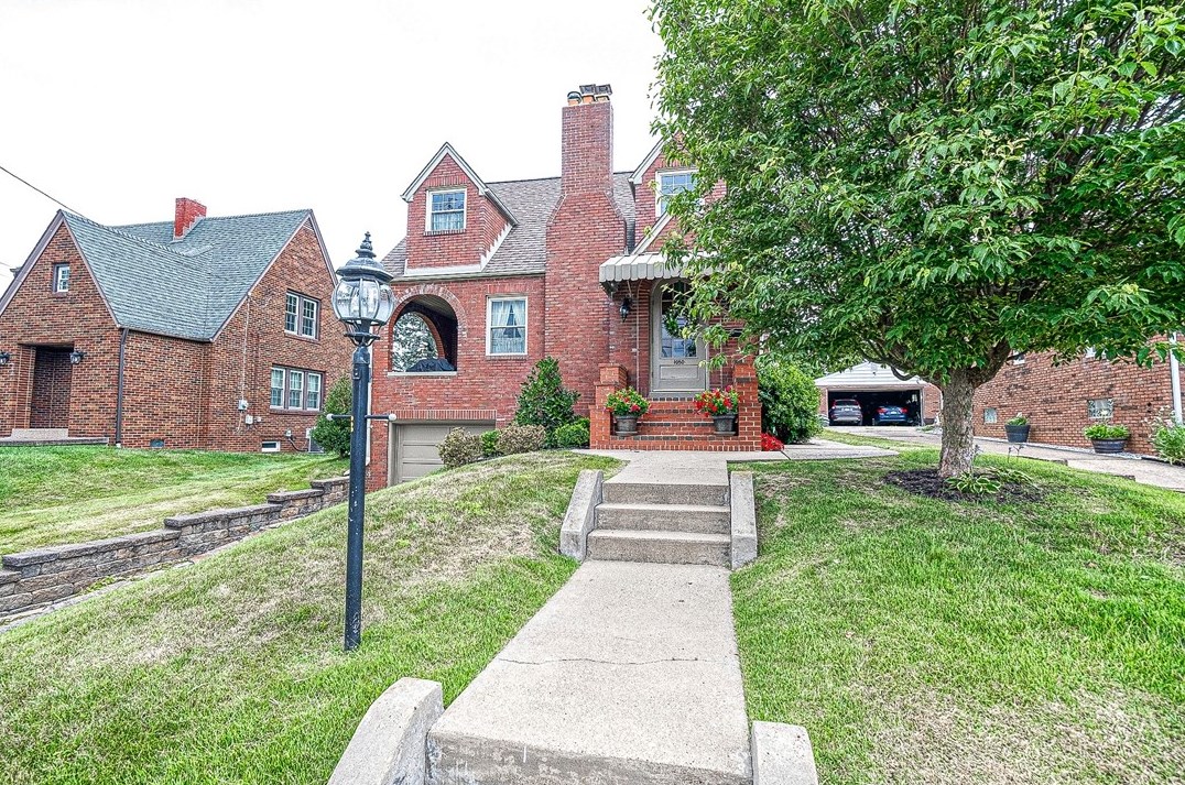 1050 Norwood Ave, Ambridge, PA 15003