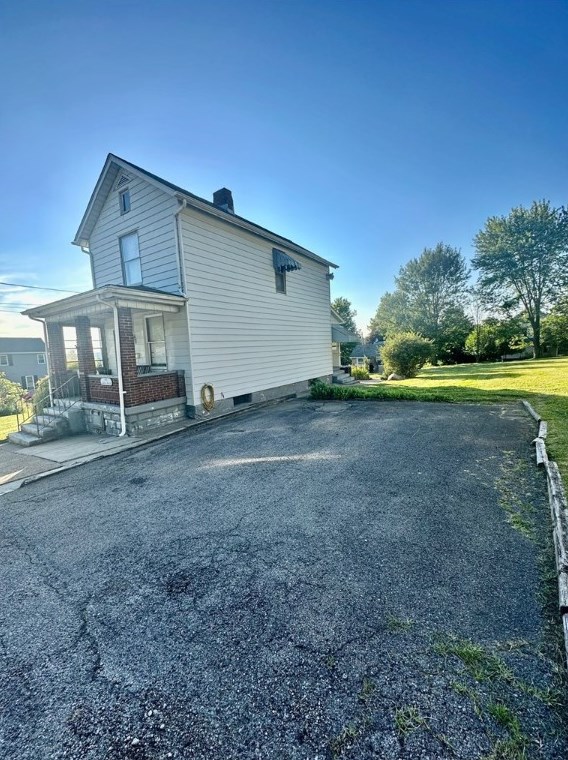 1413 Laurel Pl, New Castle, PA 16101