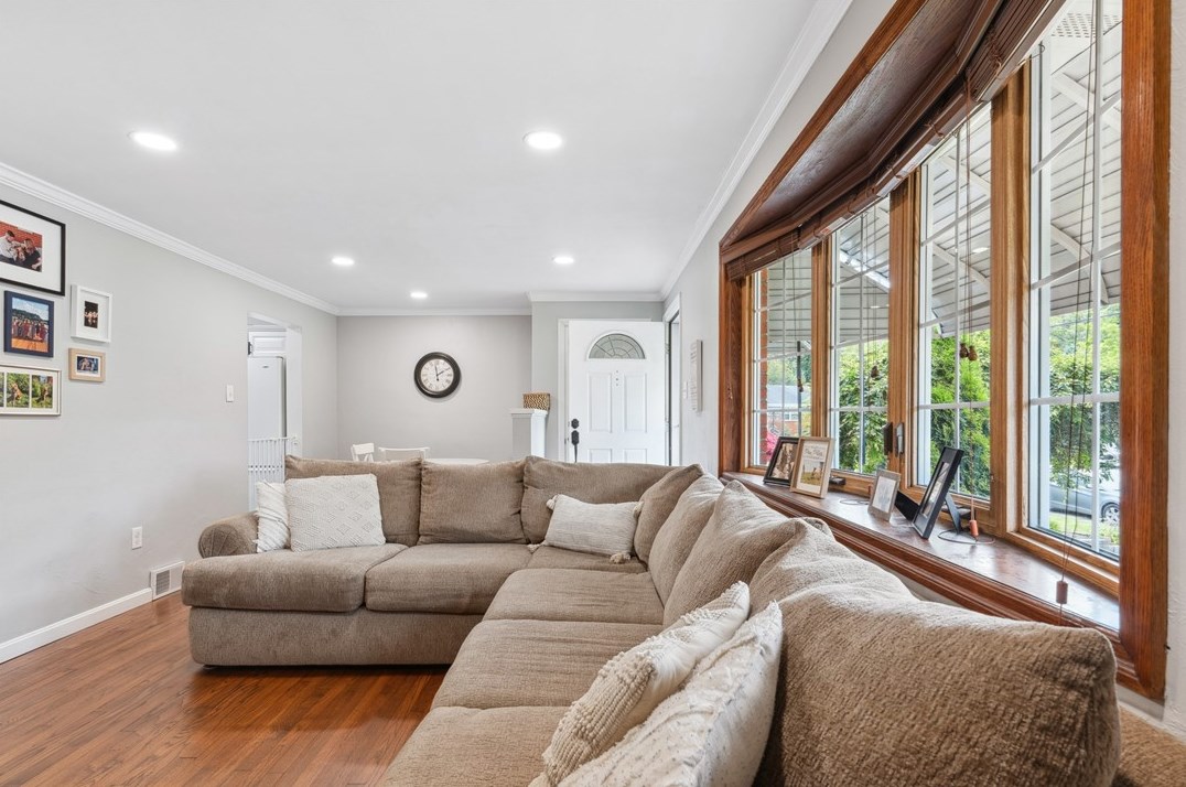 251 Balver, Pittsburgh, PA 15205