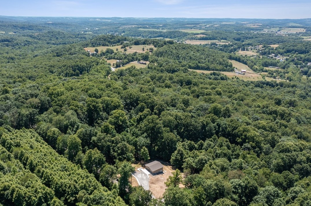 108 Spaugy Hollow Rd, Connellsville, PA 15425