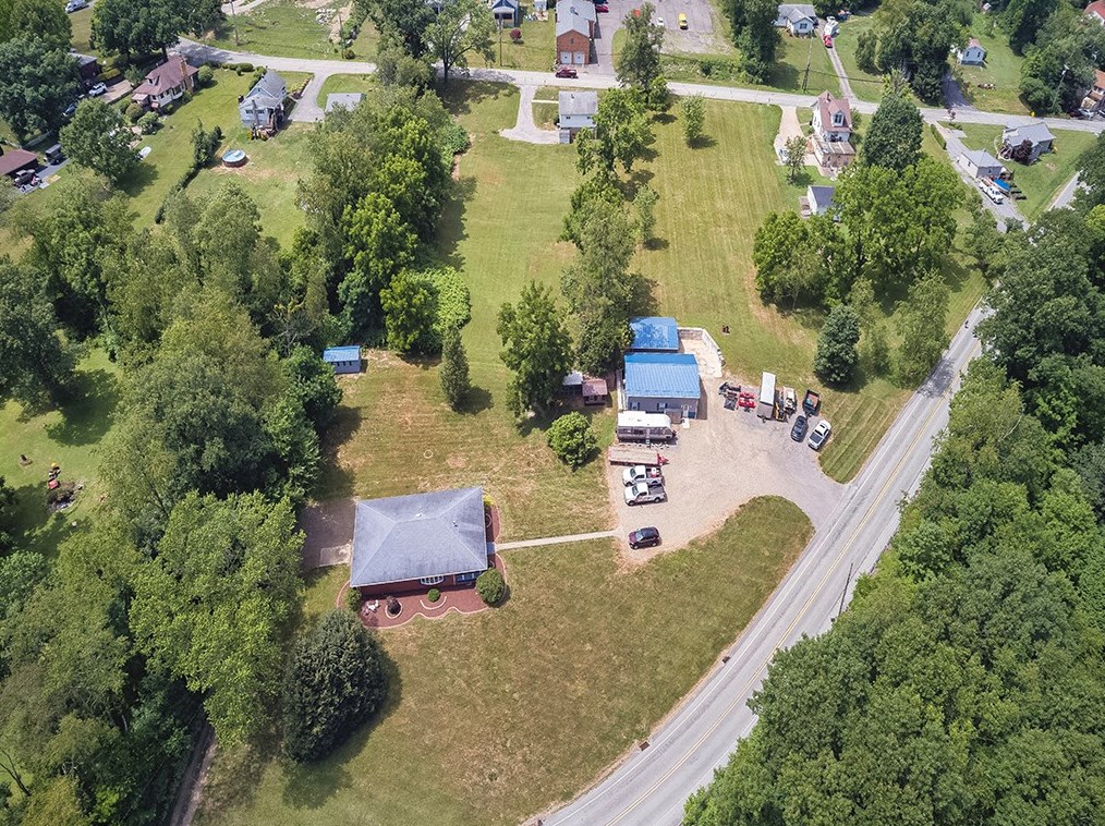 1555 Harvey Run Rd, Freedom, PA 15042