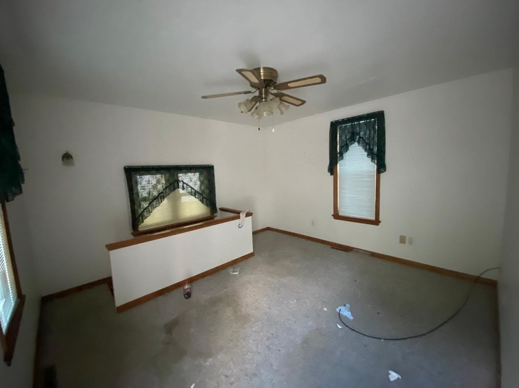 143 Spring St, Coal Center, PA 15423
