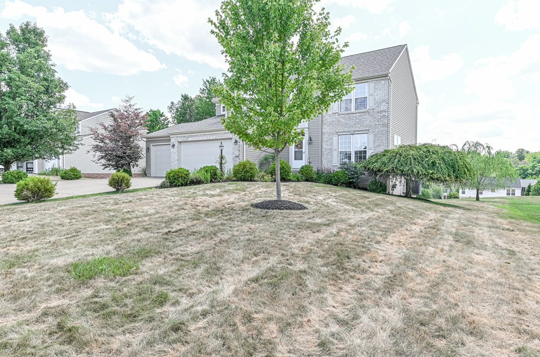 4306 Grandview Dr, Gibsonia, PA 15044-5327