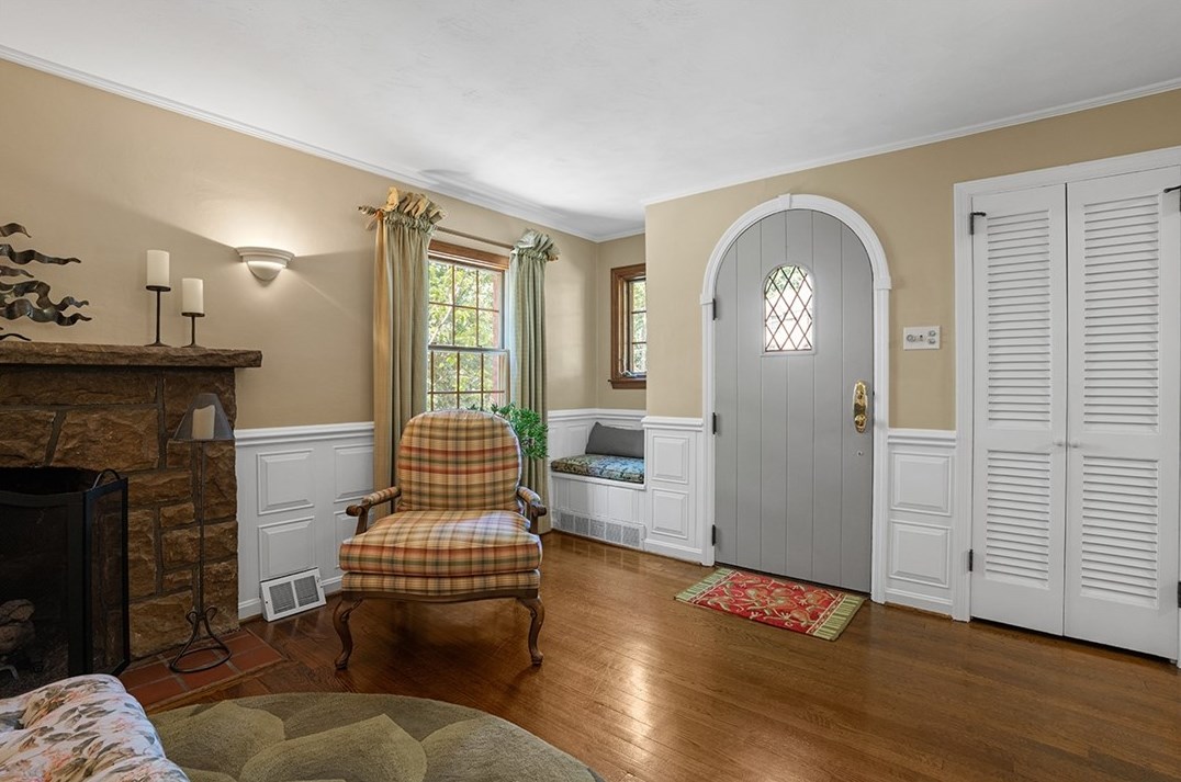 845 Academy Pl, Pittsburgh, PA 15243-2003