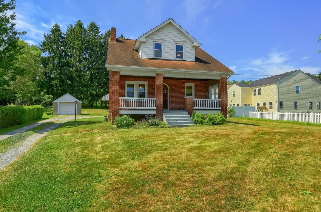 2435 Rochester Rd, Sewickley, PA 15143