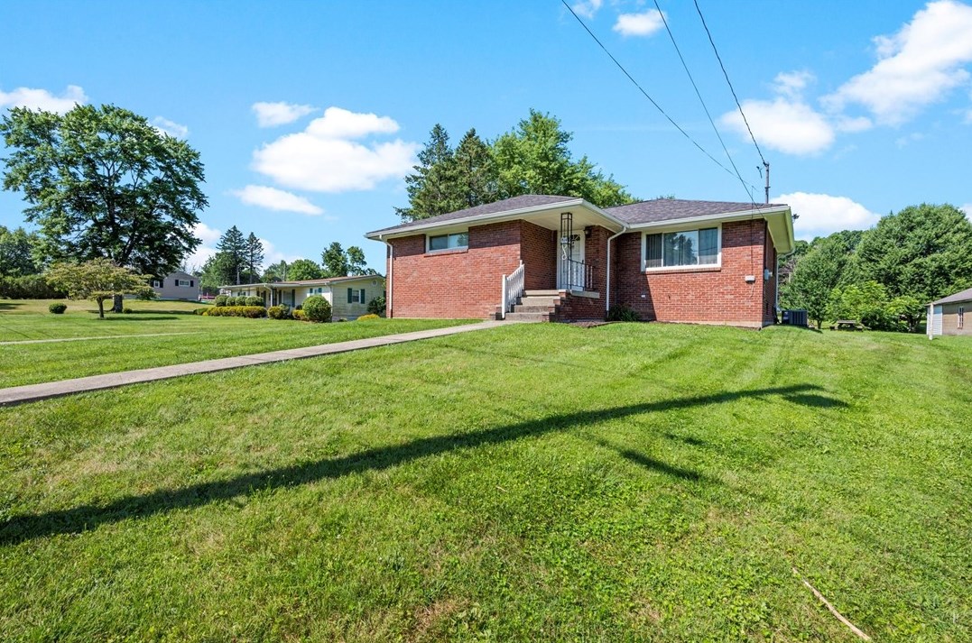 814 Meegan Ave, New Castle, PA 16101