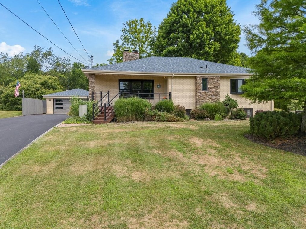207 Ridge Ave, Freedom, PA 15042