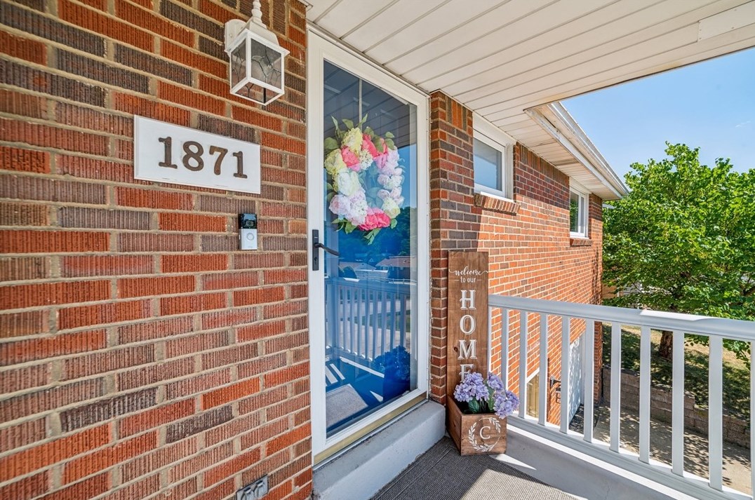 1871 Craig, North Huntingdon, PA 15642