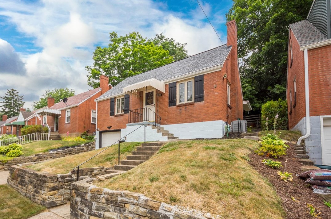 4120 Shady Ave, Whitaker, PA 15120