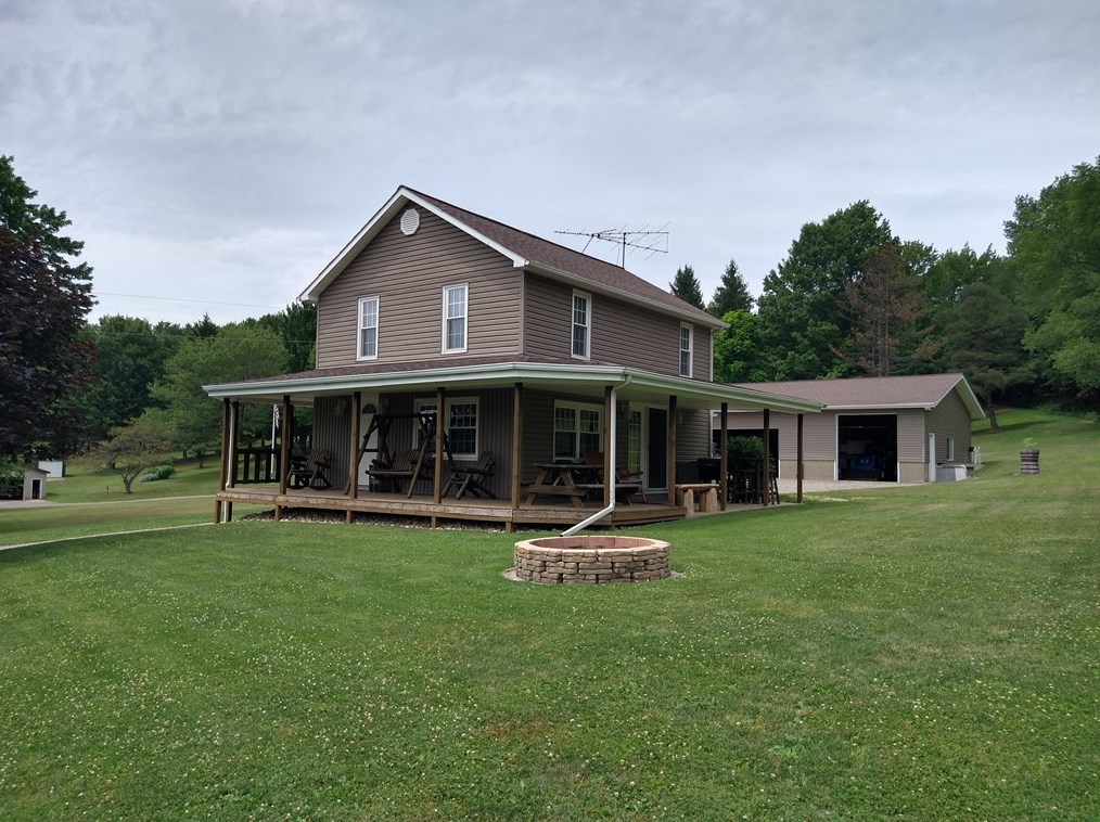 399 Hillman Rd, Rossiter, PA 15772