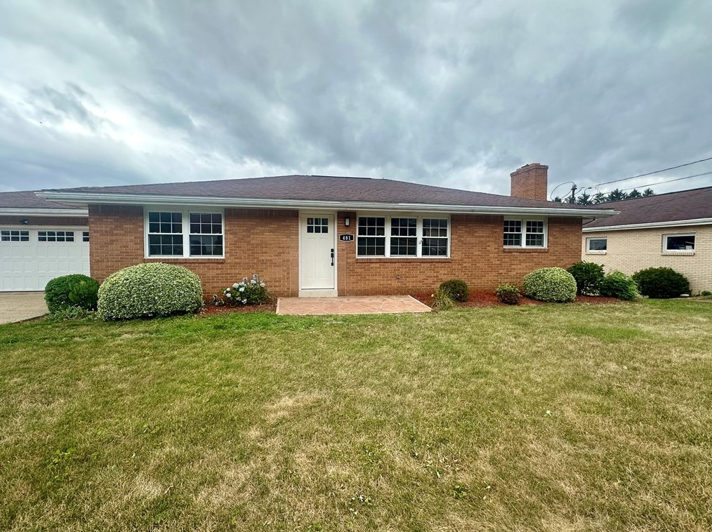 481 Hillcrest Dr, Latrobe, PA 15650
